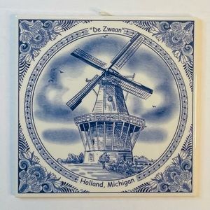Ceramic Trivet with Hanger 6x6” says “De Zwann” and Holland, Michigan